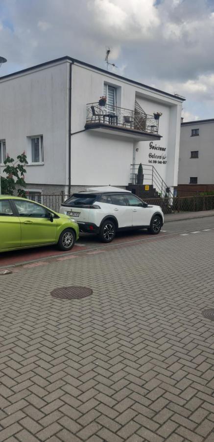 Pokoje Goscinne Galeon W Darlowku Darlowo Bagian luar foto